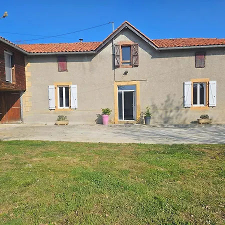 Maison A Avec Vue Sur La Montagne Cardeilhac