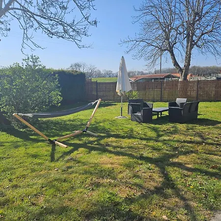 Сasa de vacaciones Maison A Avec Vue Sur La Montagne