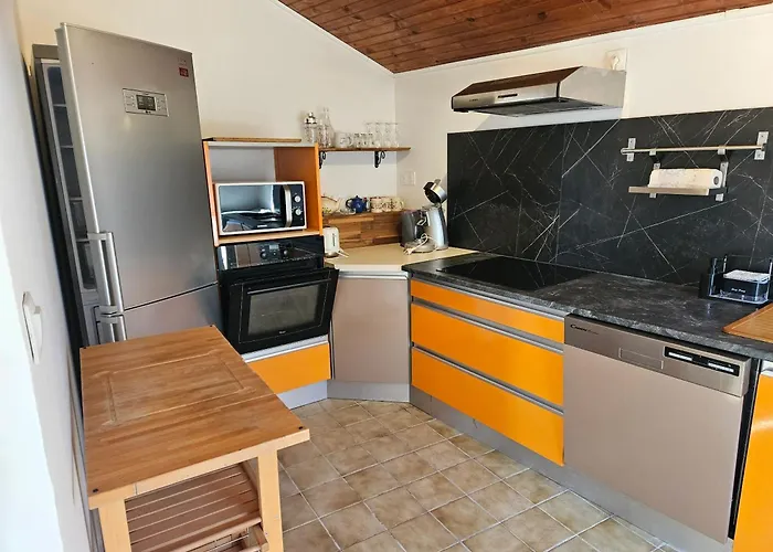 Hébergement de vacances Maison à Avec Vue Sur La Montagne Cardeilhac