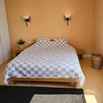 Maison A Avec Vue Sur La Montagne Cardeilhac