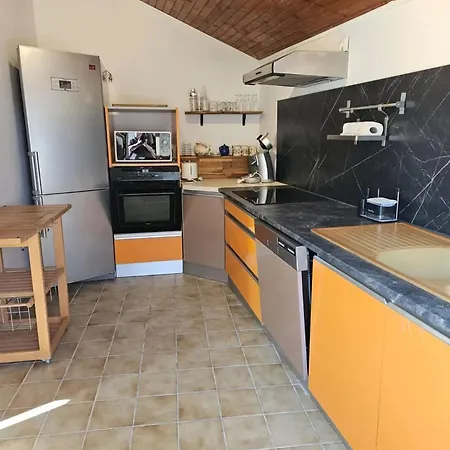 Maison A Avec Vue Sur La Montagne Cardeilhac