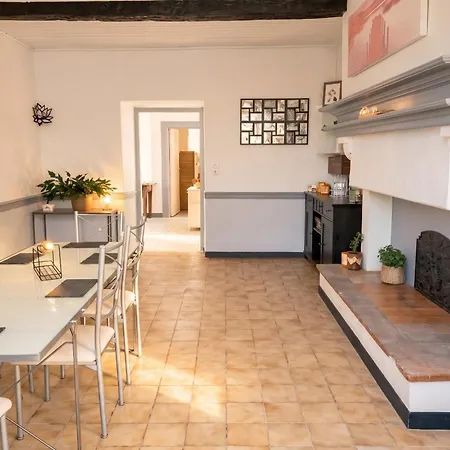 בית נופש Maison A Avec Vue Sur La Montagne Cardeilhac