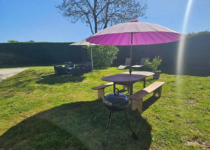 Maison A Avec Vue Sur La Montagne Cardeilhac